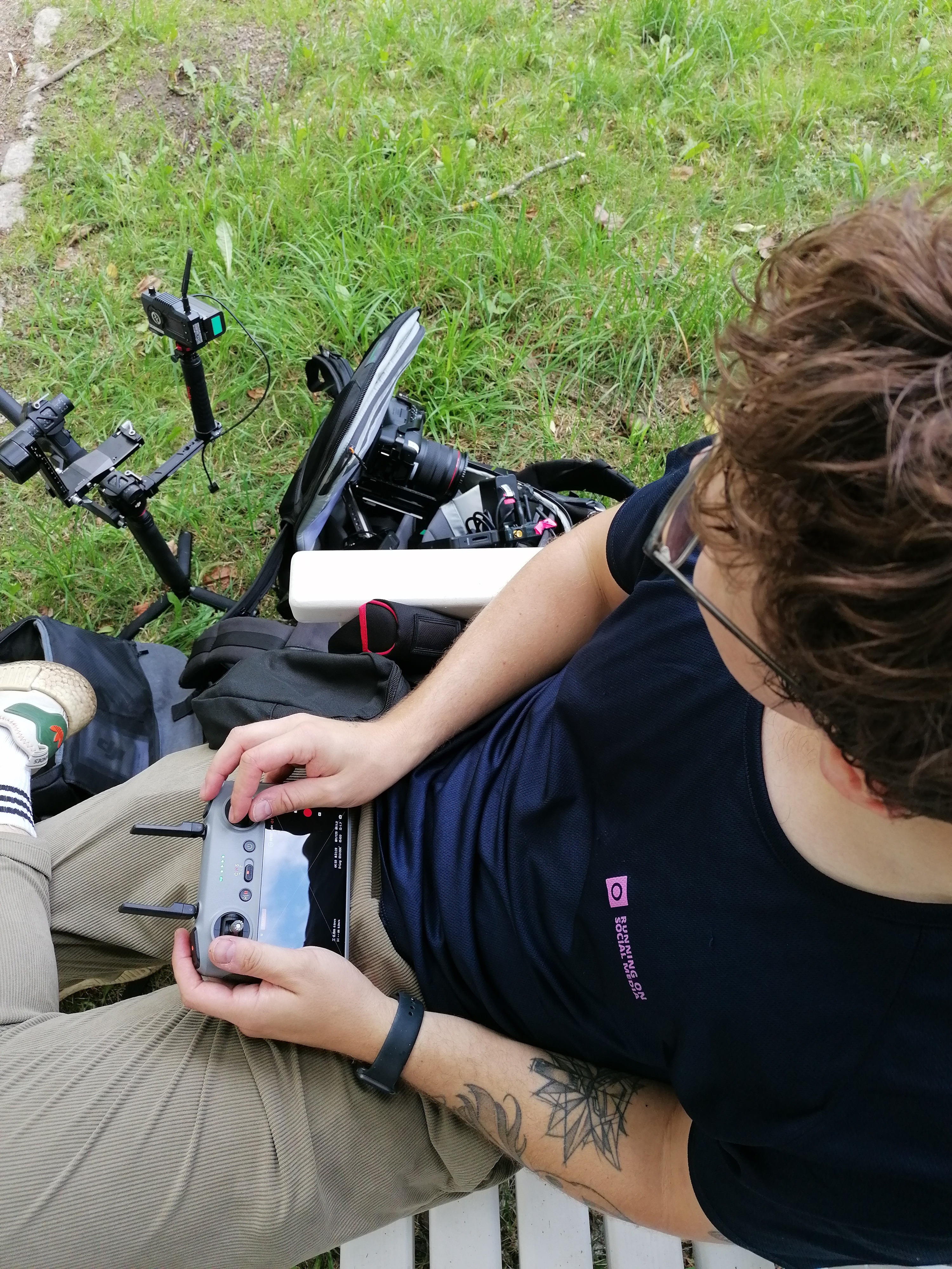 Referenz Somengo fliegt mit FPV Drohne